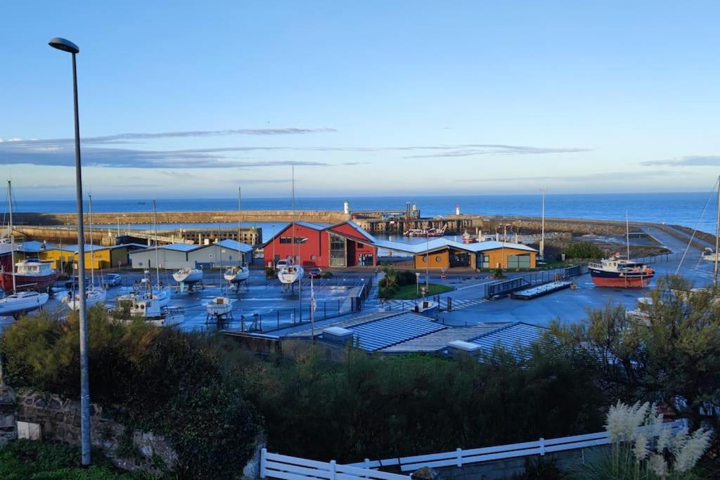 Maison A Cote De La Mer Flamanville Bagian luar foto